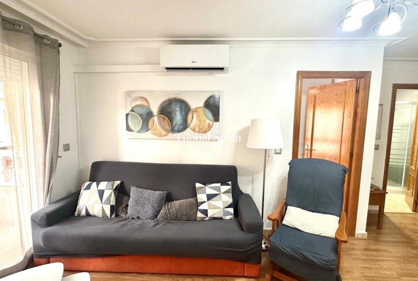 Wiederverkauf - WOHNUNG -
TORREVIEJA - Acequion