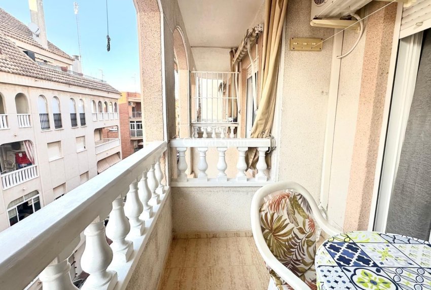 Wiederverkauf - WOHNUNG -
TORREVIEJA - Acequion
