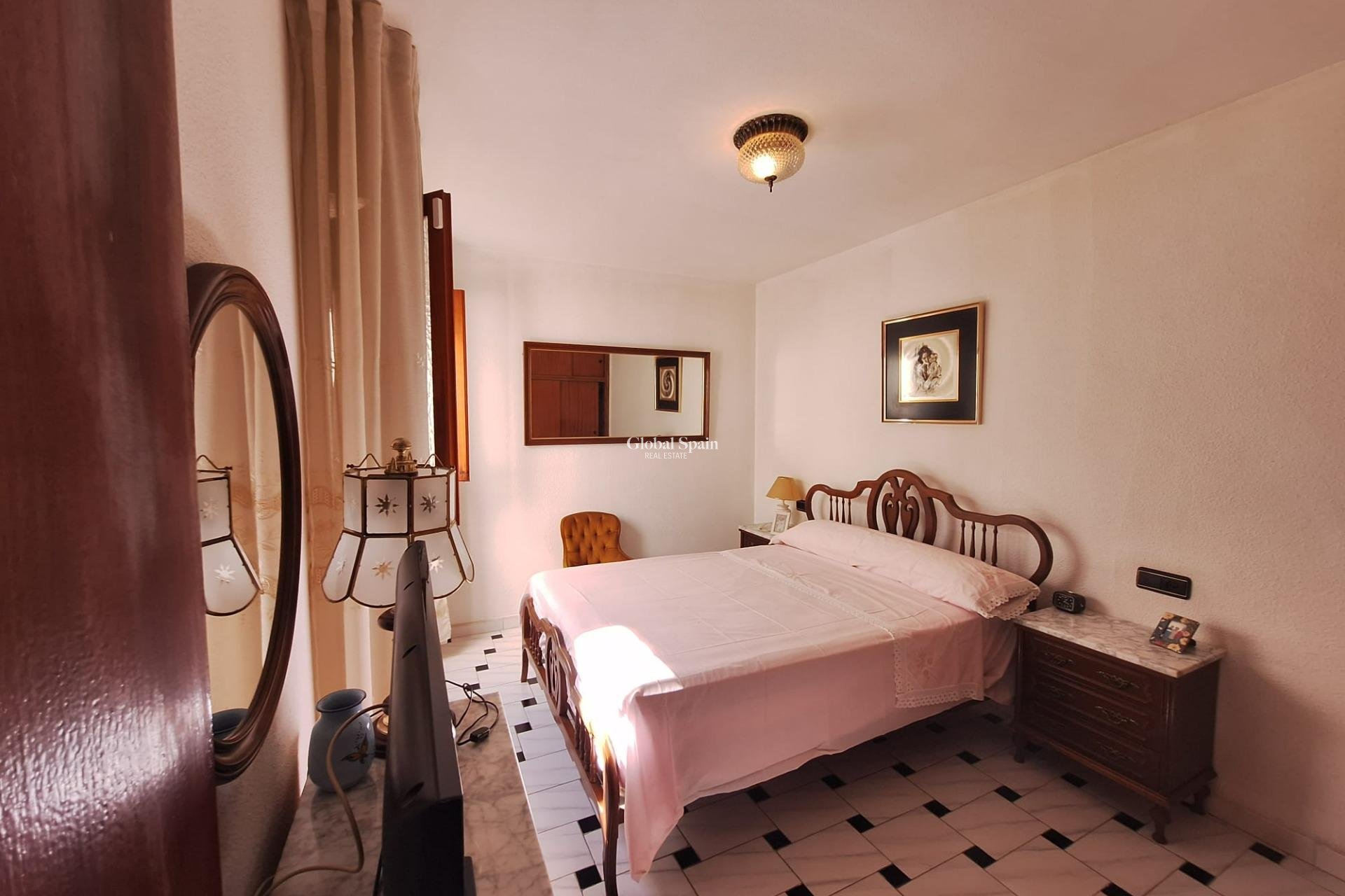 Wiederverkauf - WOHNUNG -
TORREVIEJA - Acequion