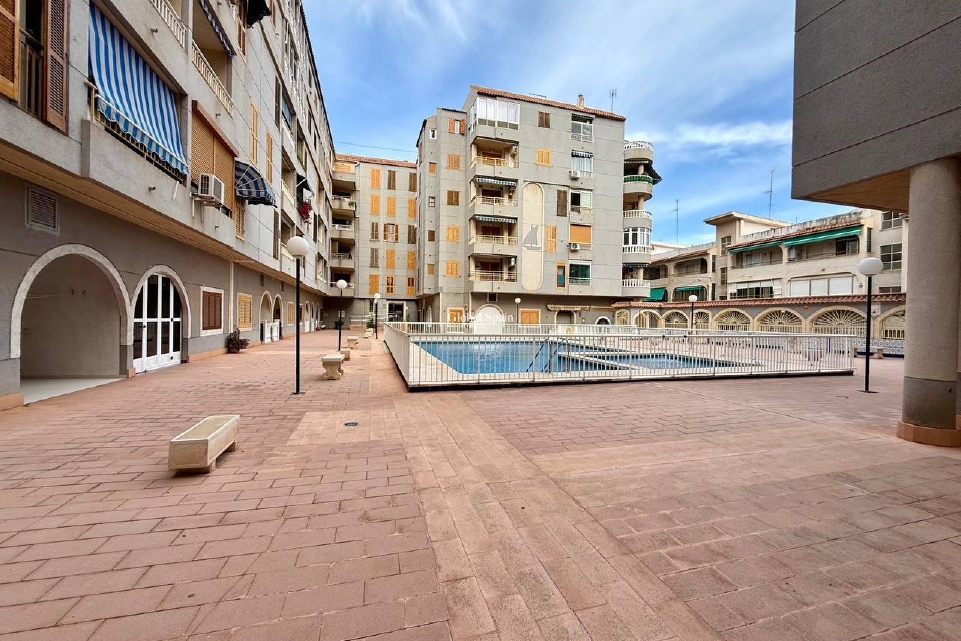 Wiederverkauf - WOHNUNG -
TORREVIEJA - Acequion