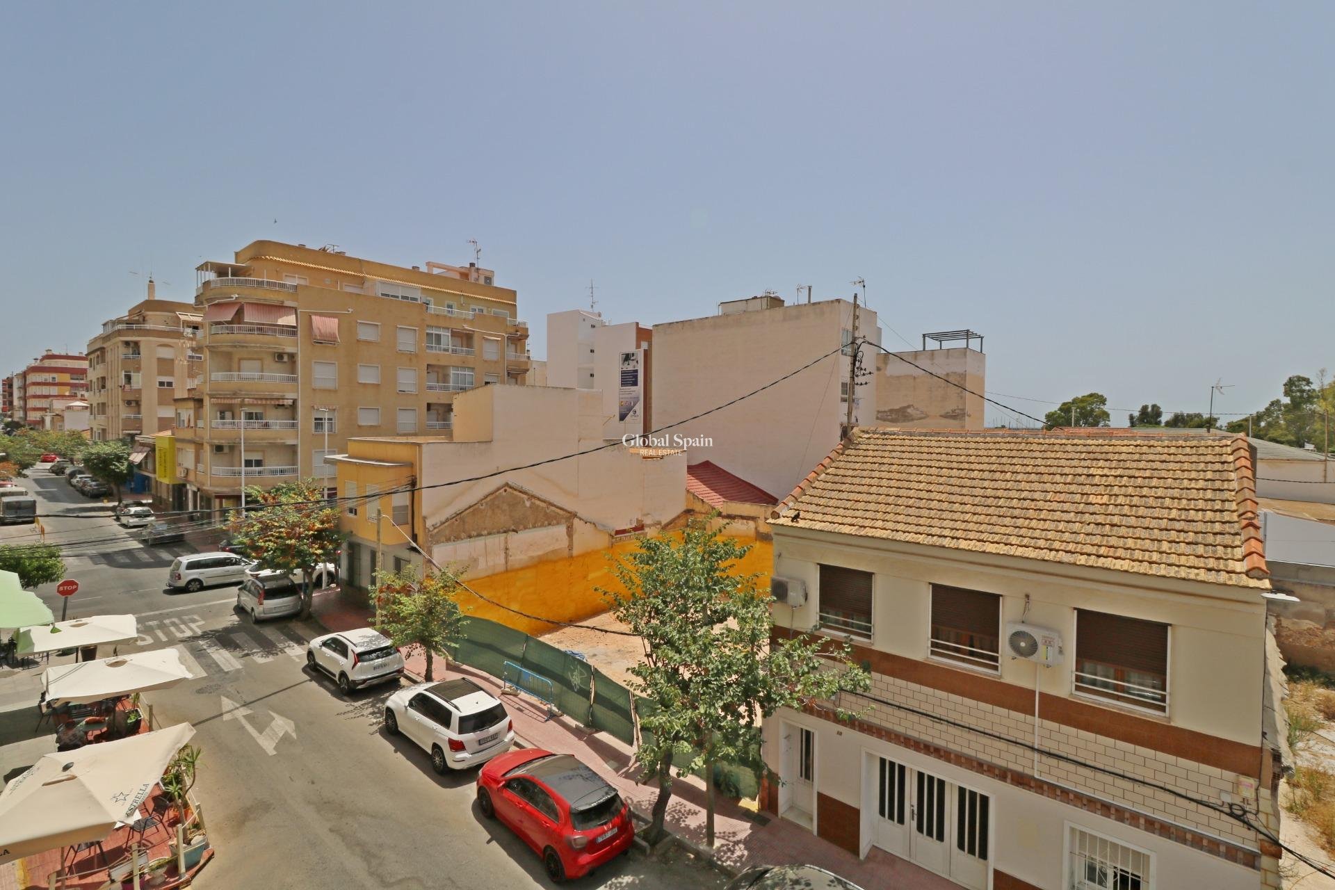 Wiederverkauf - WOHNUNG -
TORREVIEJA - Acequion