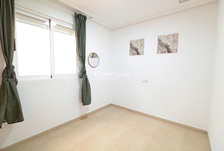Wiederverkauf - WOHNUNG -
TORREVIEJA - Acequion