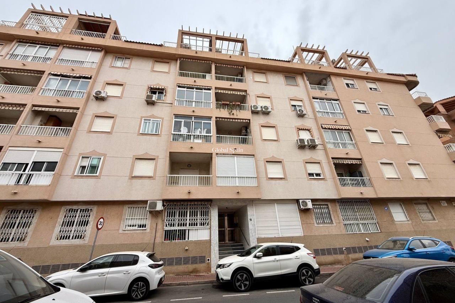 Wiederverkauf - WOHNUNG -
TORREVIEJA - Acequion