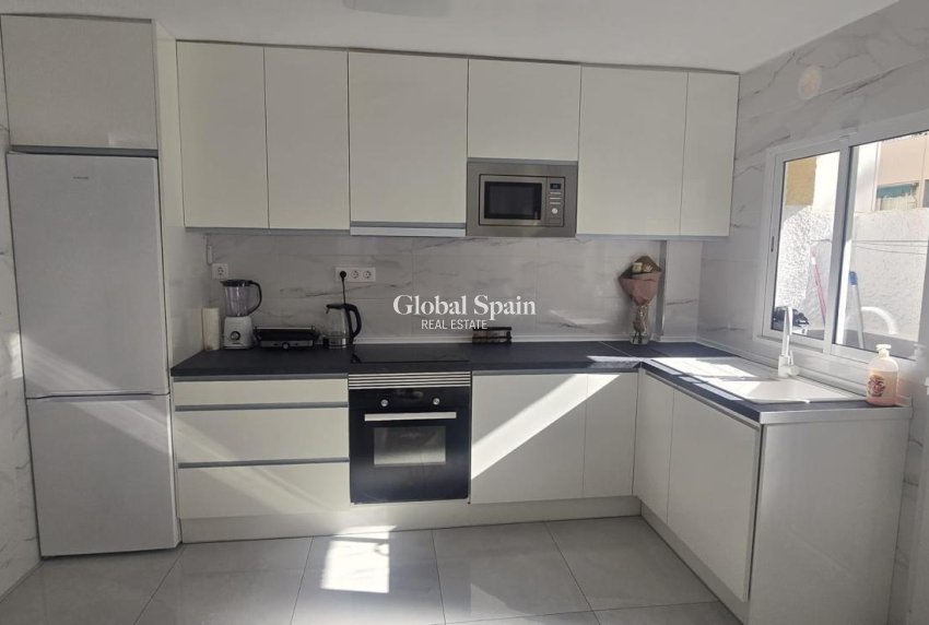 Wiederverkauf - WOHNUNG -
TORREVIEJA - Acequion