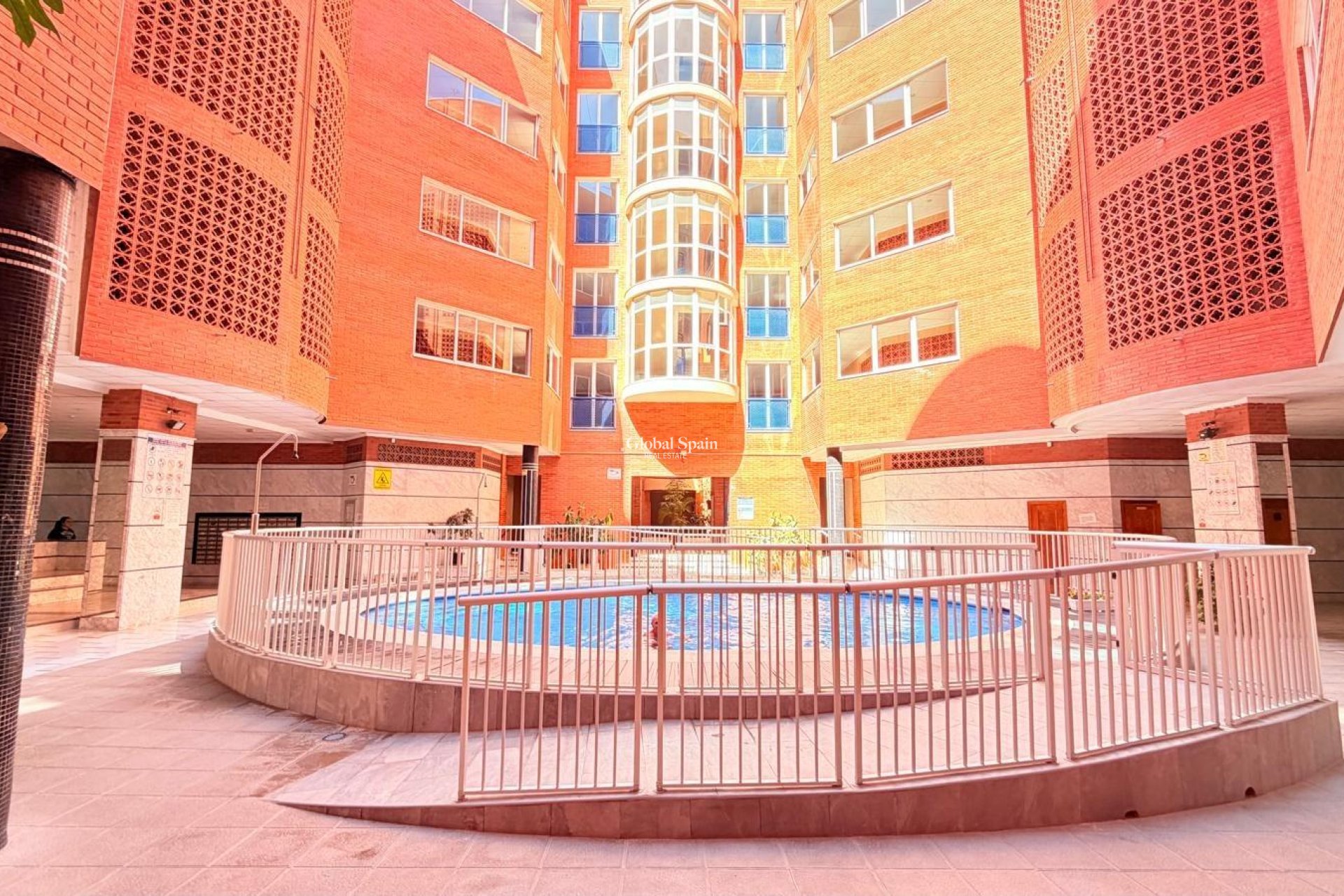 Wiederverkauf - WOHNUNG -
TORREVIEJA - Acequion
