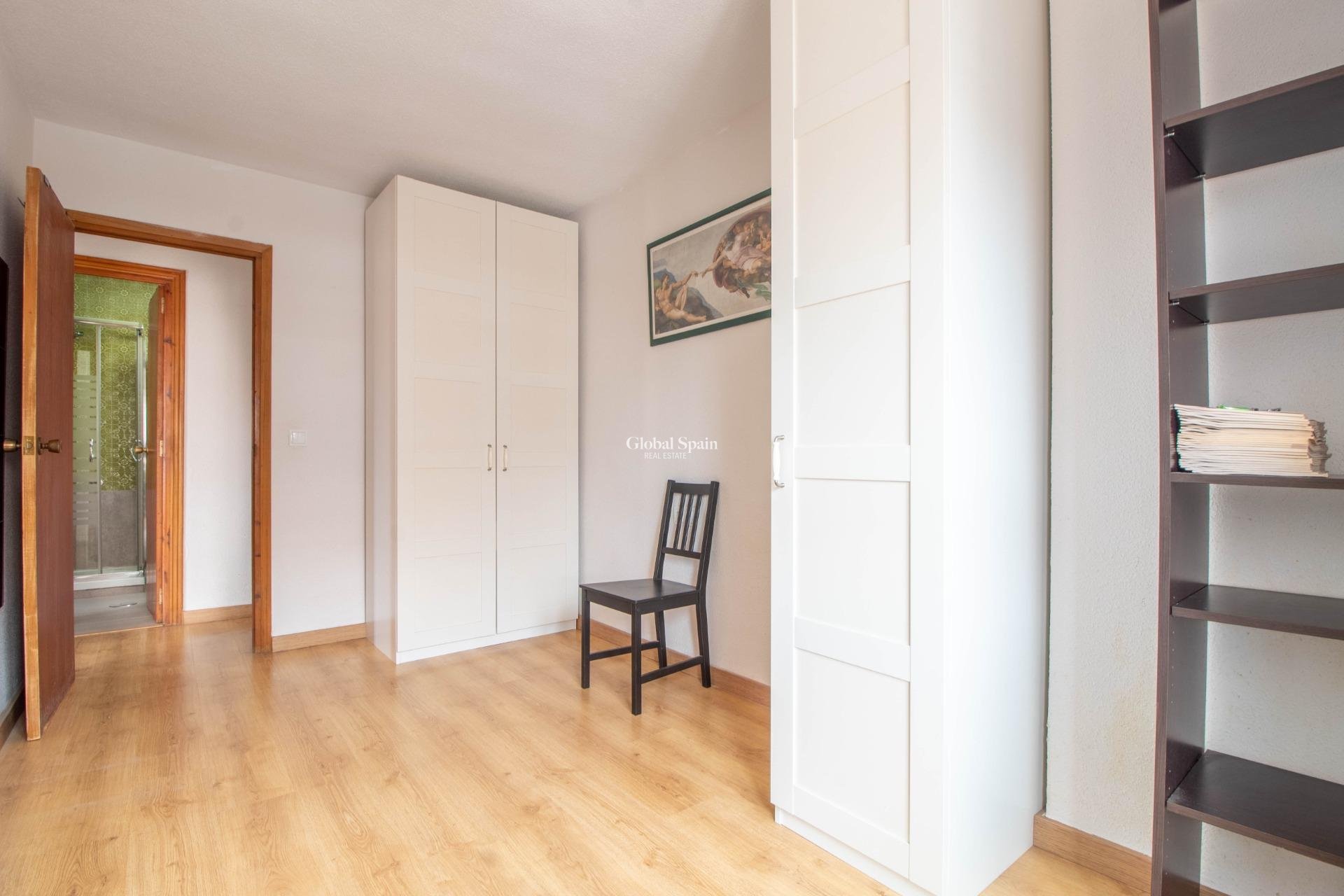 Wiederverkauf - Wohnung -
TORREVIEJA - Acequion