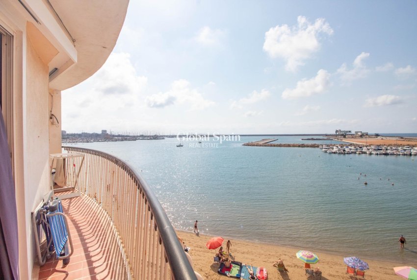 Wiederverkauf - Wohnung -
TORREVIEJA - Acequion