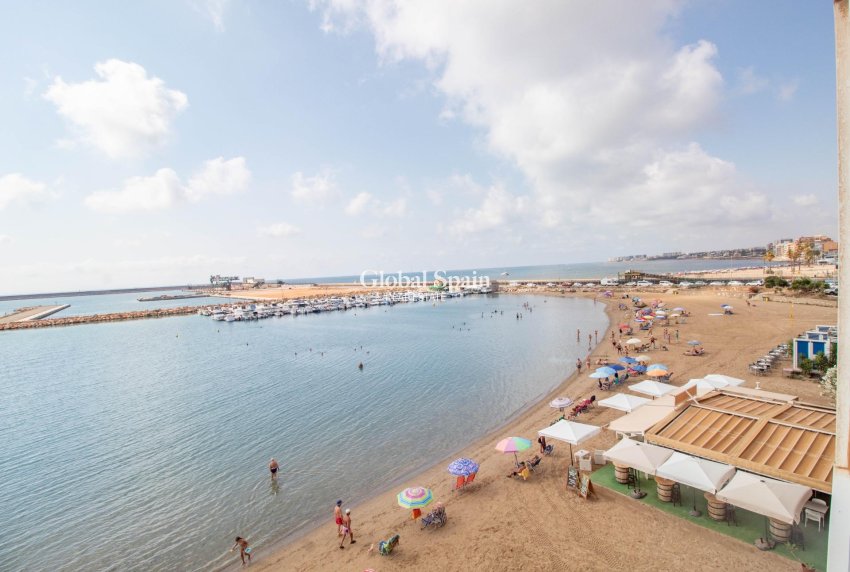 Wiederverkauf - Wohnung -
TORREVIEJA - Acequion