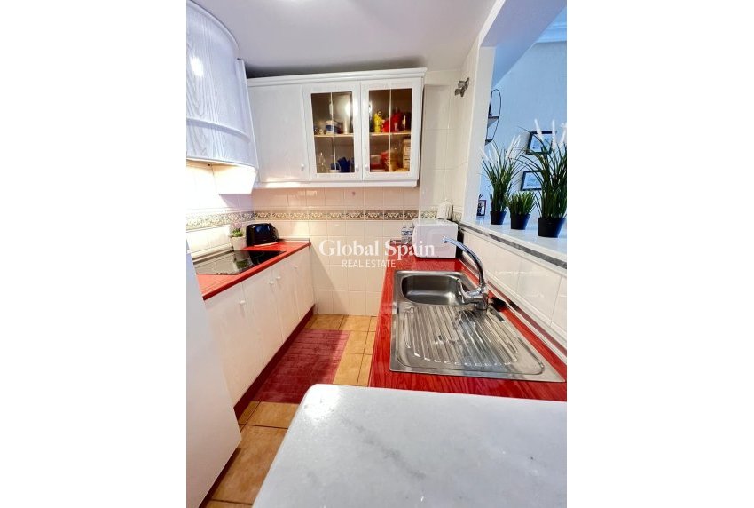 Wiederverkauf - WOHNUNG -
TORREVIEJA - Aguas Nuevas