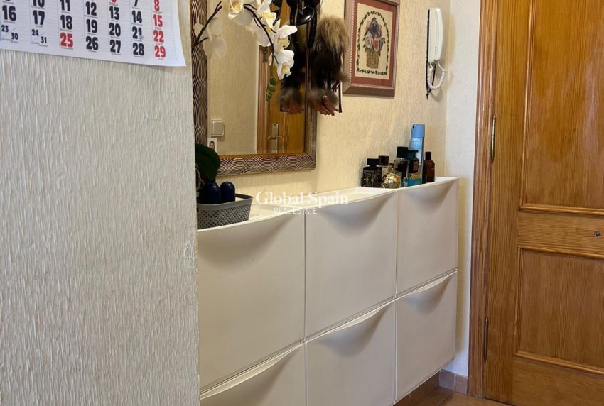 Wiederverkauf - WOHNUNG -
TORREVIEJA - Aguas Nuevas