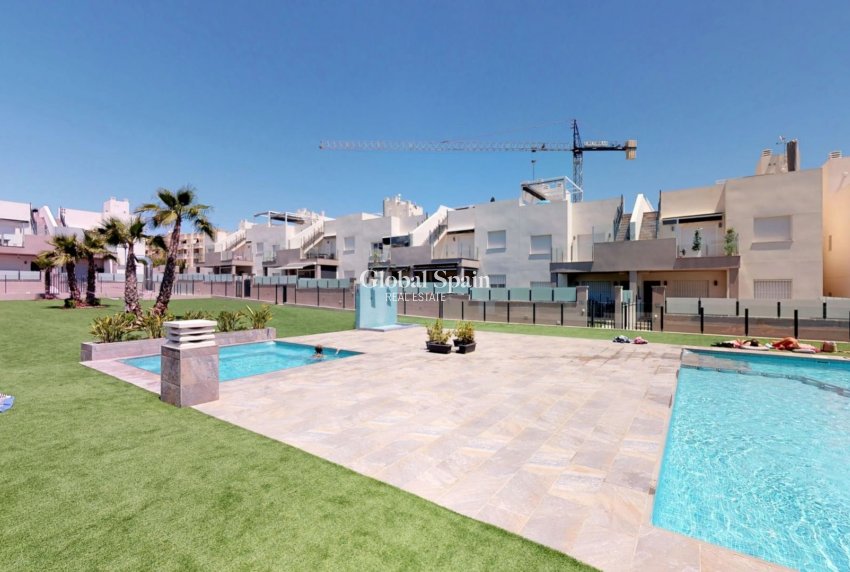 Wiederverkauf - WOHNUNG -
TORREVIEJA - Aguas Nuevas