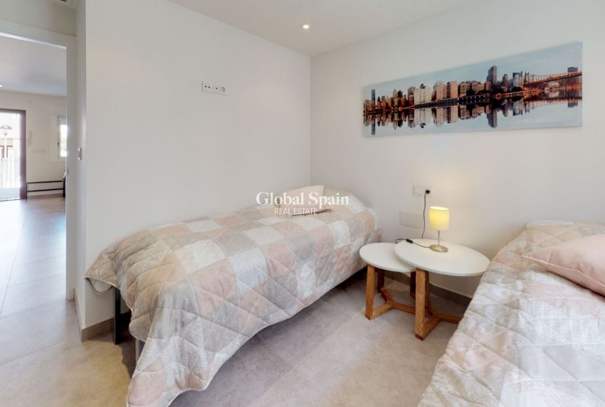 Wiederverkauf - WOHNUNG -
TORREVIEJA - Aguas Nuevas