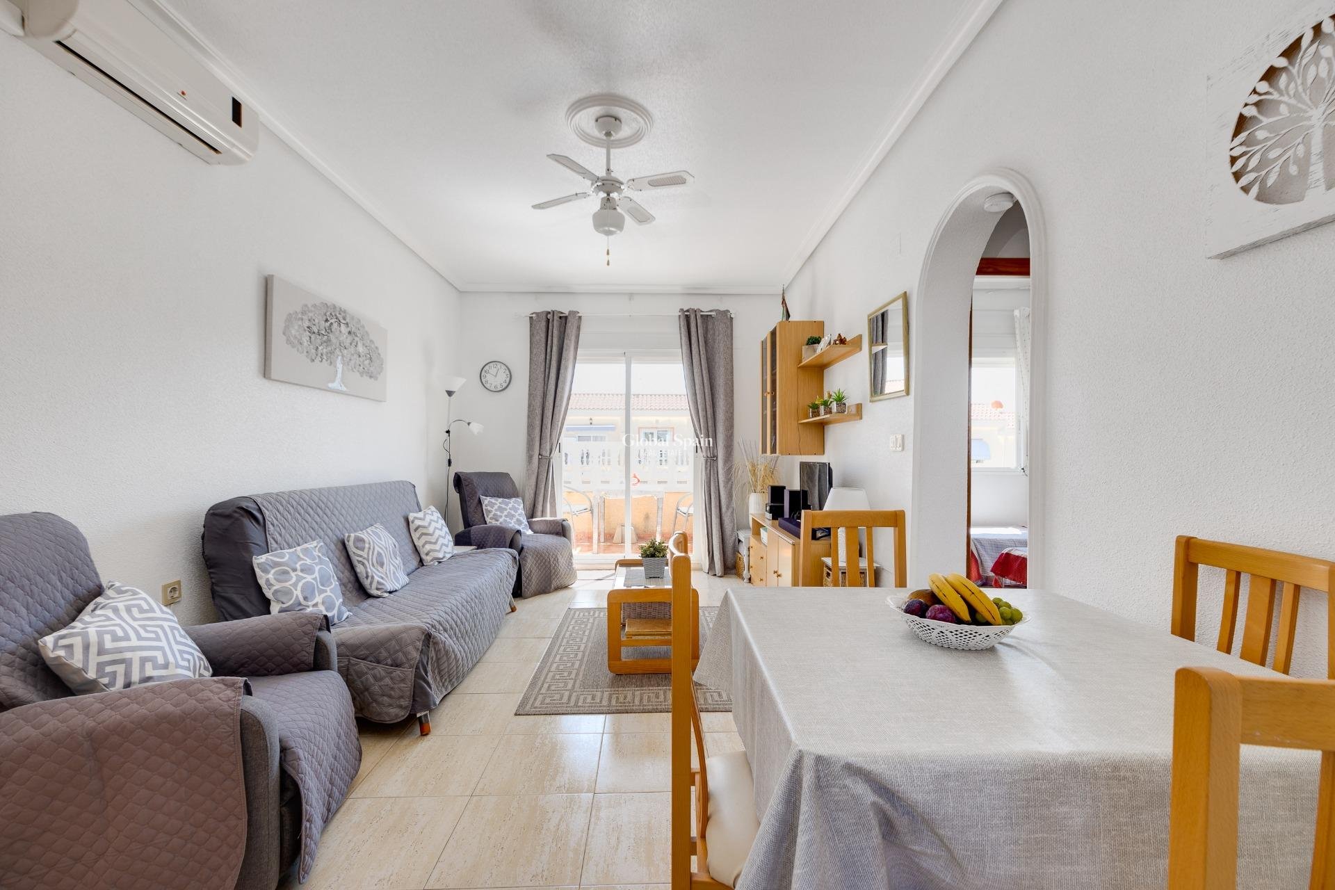 Wiederverkauf - WOHNUNG -
TORREVIEJA - Aguas Nuevas