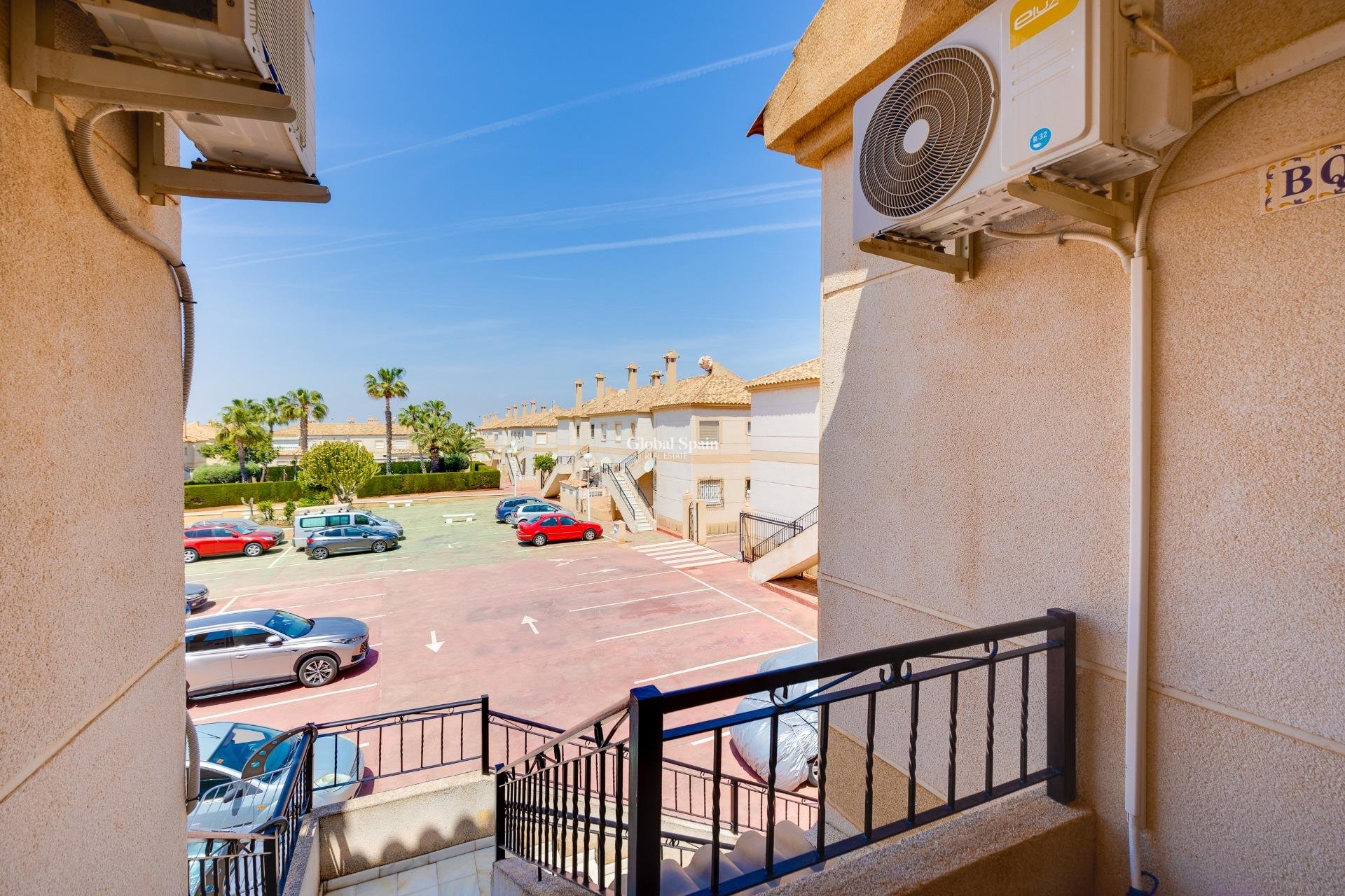 Wiederverkauf - WOHNUNG -
TORREVIEJA - Aguas Nuevas