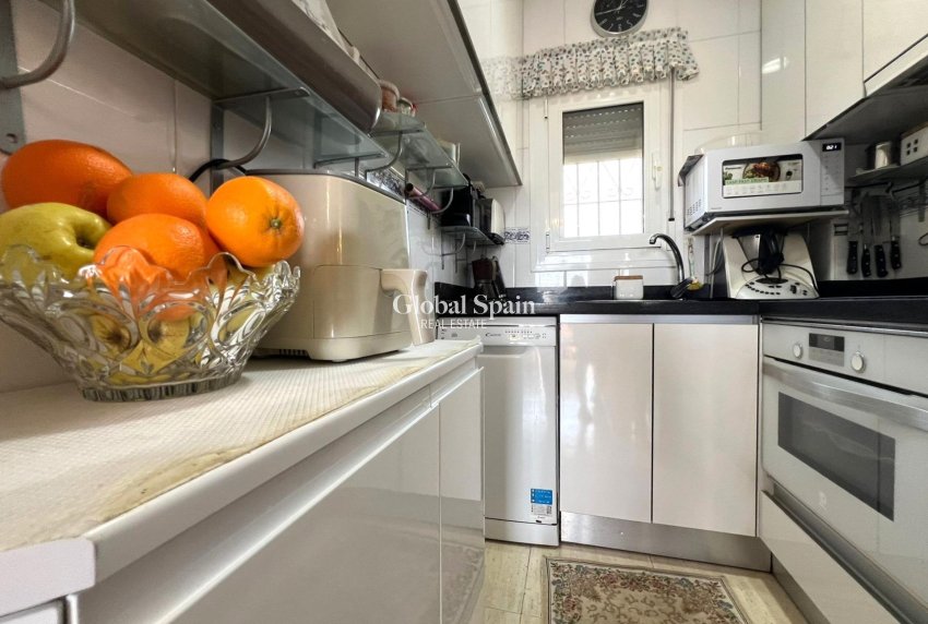 Wiederverkauf - WOHNUNG -
TORREVIEJA - Aguas Nuevas