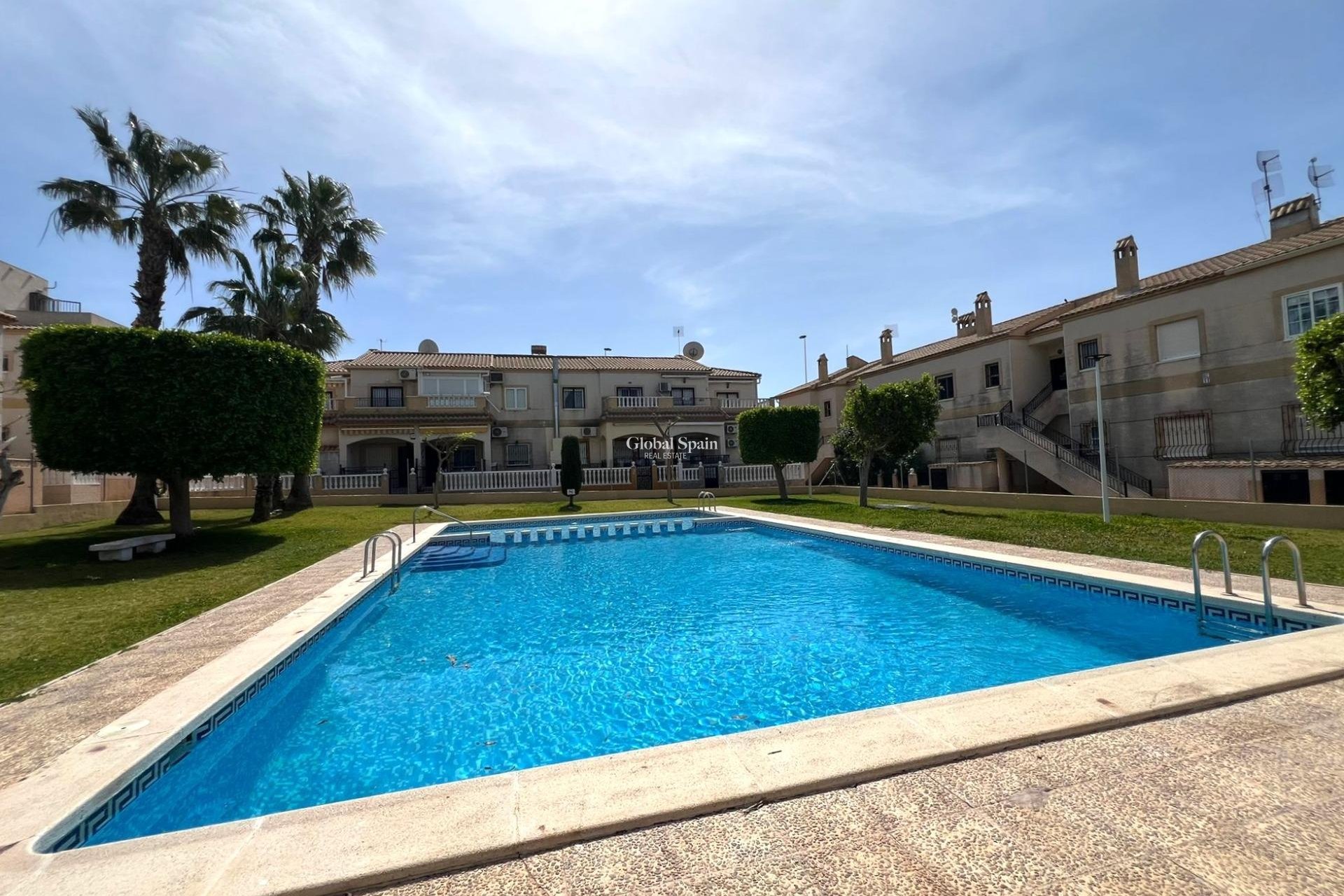 Wiederverkauf - WOHNUNG -
TORREVIEJA - Aguas Nuevas