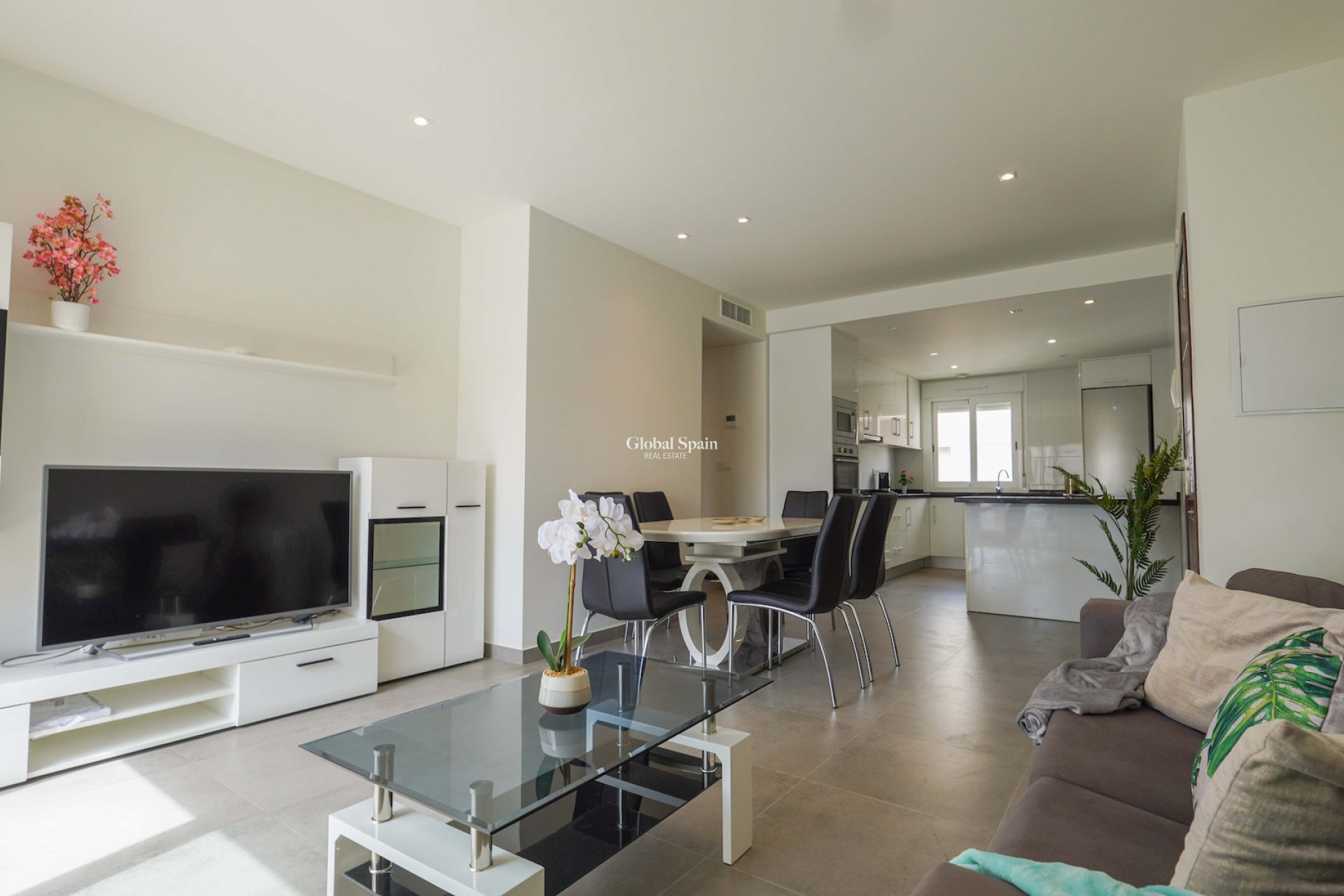 Wiederverkauf - WOHNUNG -
TORREVIEJA - Aguas Nuevas