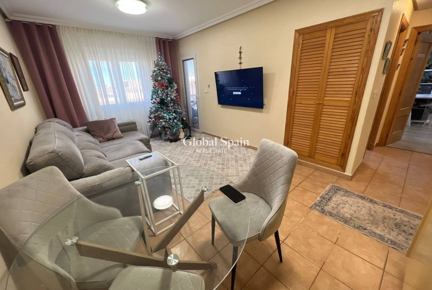 Wiederverkauf - WOHNUNG -
TORREVIEJA - Aguas Nuevas