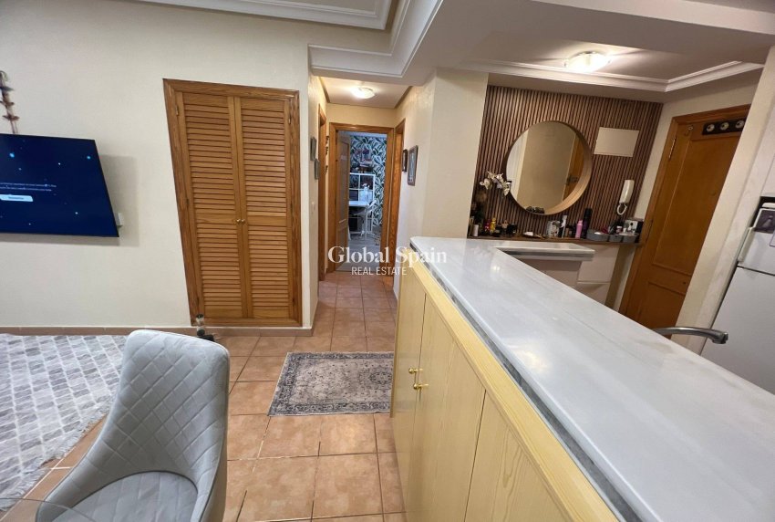 Wiederverkauf - WOHNUNG -
TORREVIEJA - Aguas Nuevas