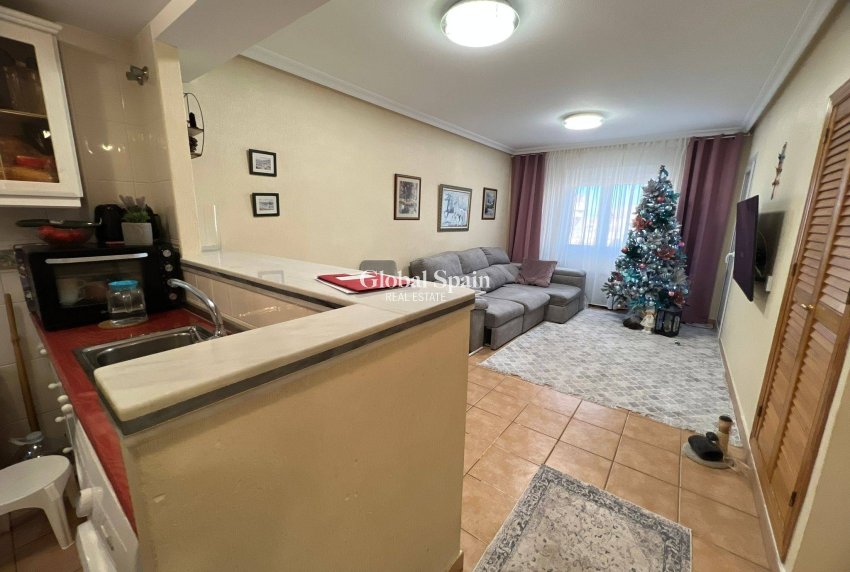 Wiederverkauf - WOHNUNG -
TORREVIEJA - Aguas Nuevas
