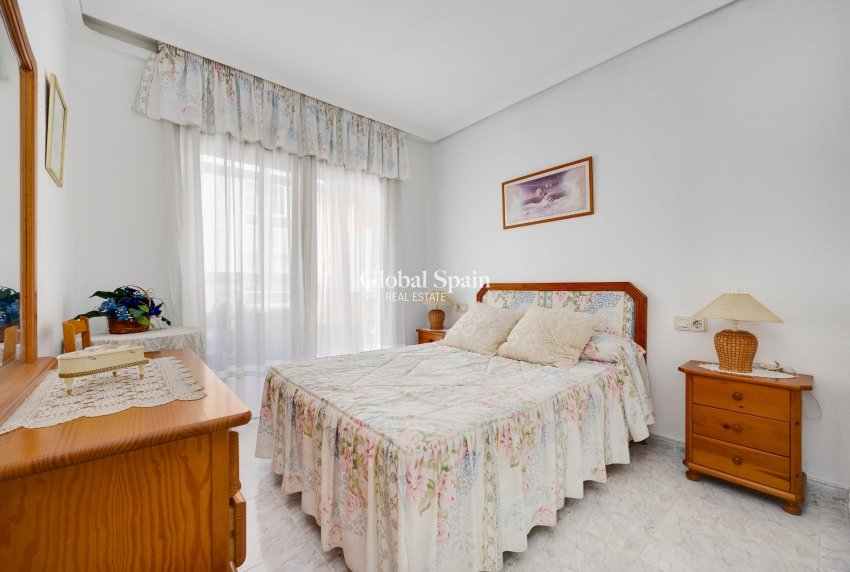 Wiederverkauf - WOHNUNG -
TORREVIEJA - Antonio Machado