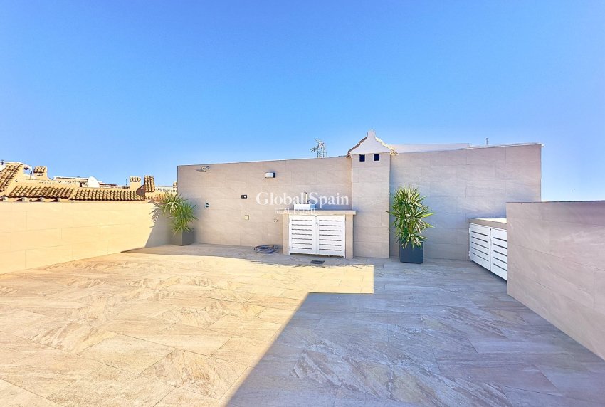 Wiederverkauf - Wohnung -
TORREVIEJA - Cabo Cervera