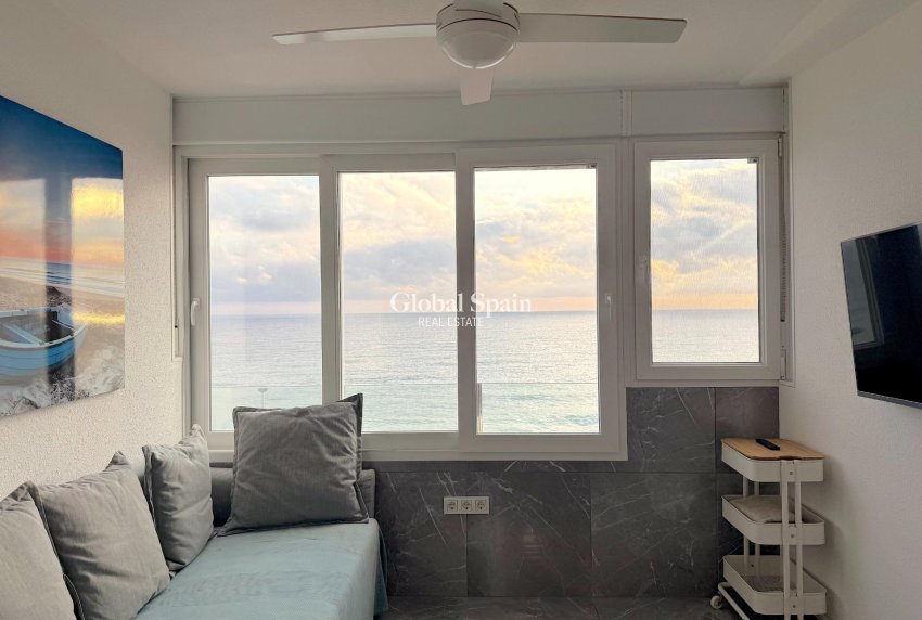 Wiederverkauf - WOHNUNG -
TORREVIEJA - Cabo Cervera