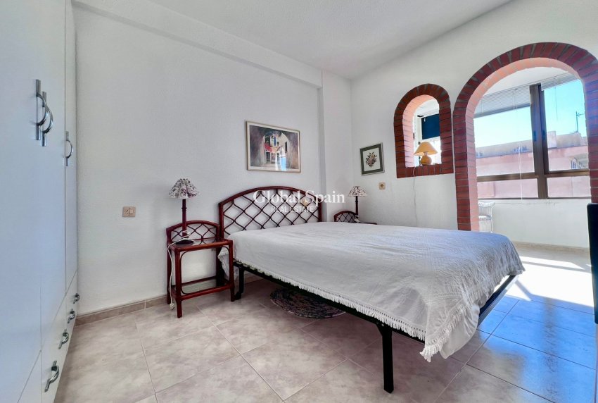 Wiederverkauf - WOHNUNG -
TORREVIEJA - Cabo Cervera