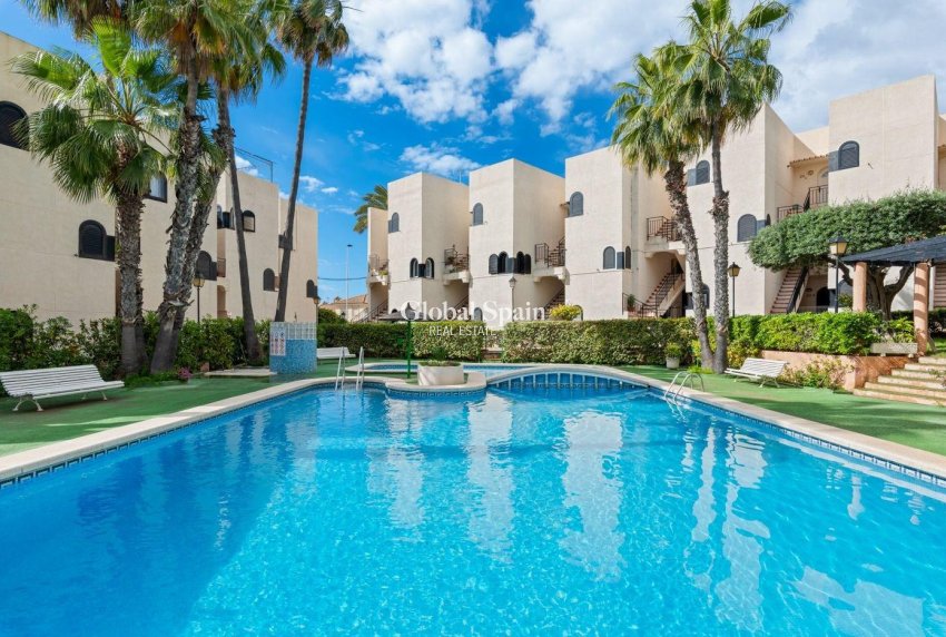 Wiederverkauf - WOHNUNG -
TORREVIEJA - Cabo Cervera