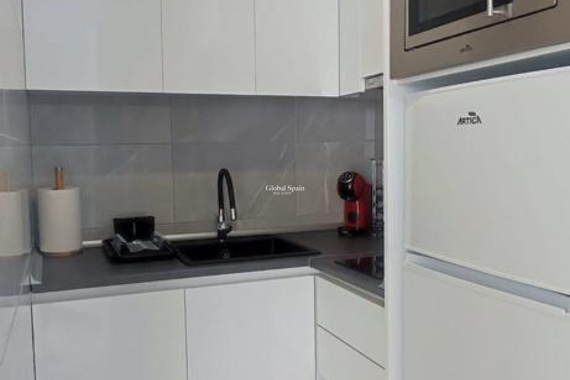 Wiederverkauf - WOHNUNG -
TORREVIEJA - Cabo Cervera