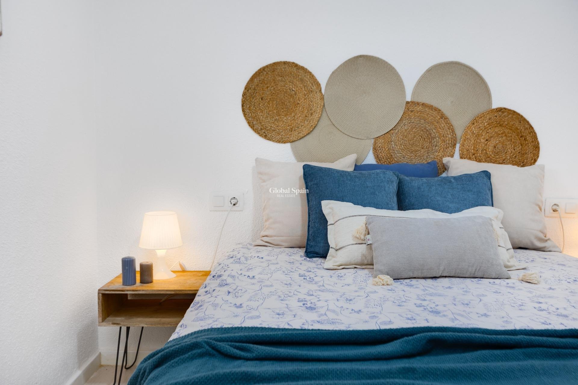 Wiederverkauf - WOHNUNG -
TORREVIEJA - Cabo Cervera