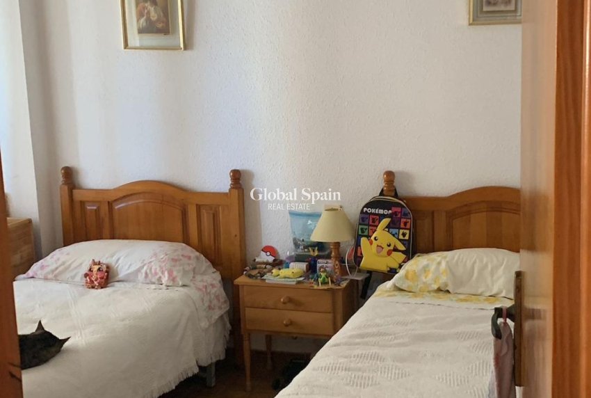 Wiederverkauf - WOHNUNG -
TORREVIEJA - Cabo Cervera