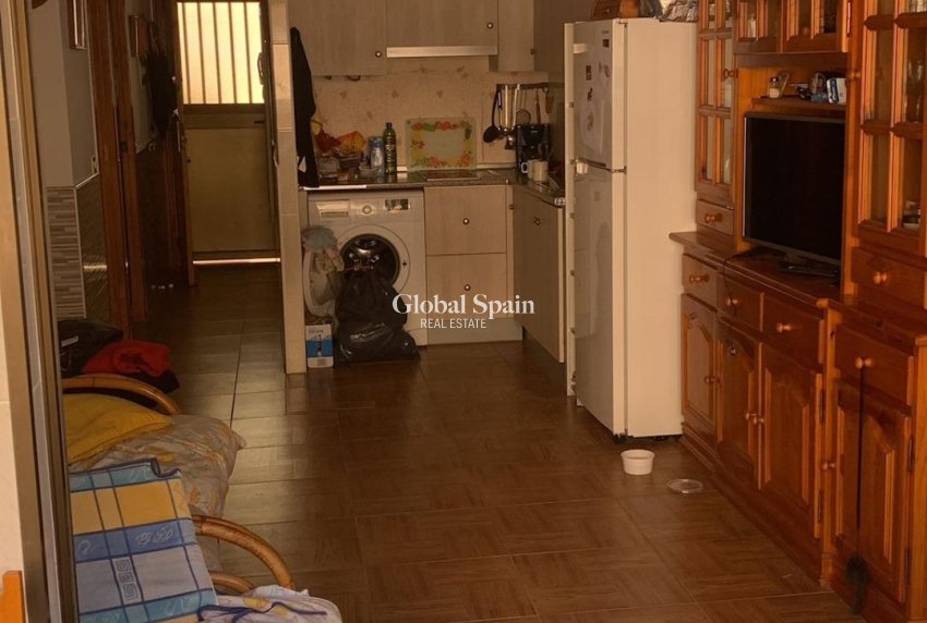 Wiederverkauf - WOHNUNG -
TORREVIEJA - Cabo Cervera