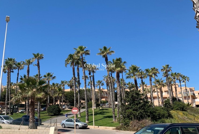 Wiederverkauf - WOHNUNG -
TORREVIEJA - Cabo Cervera