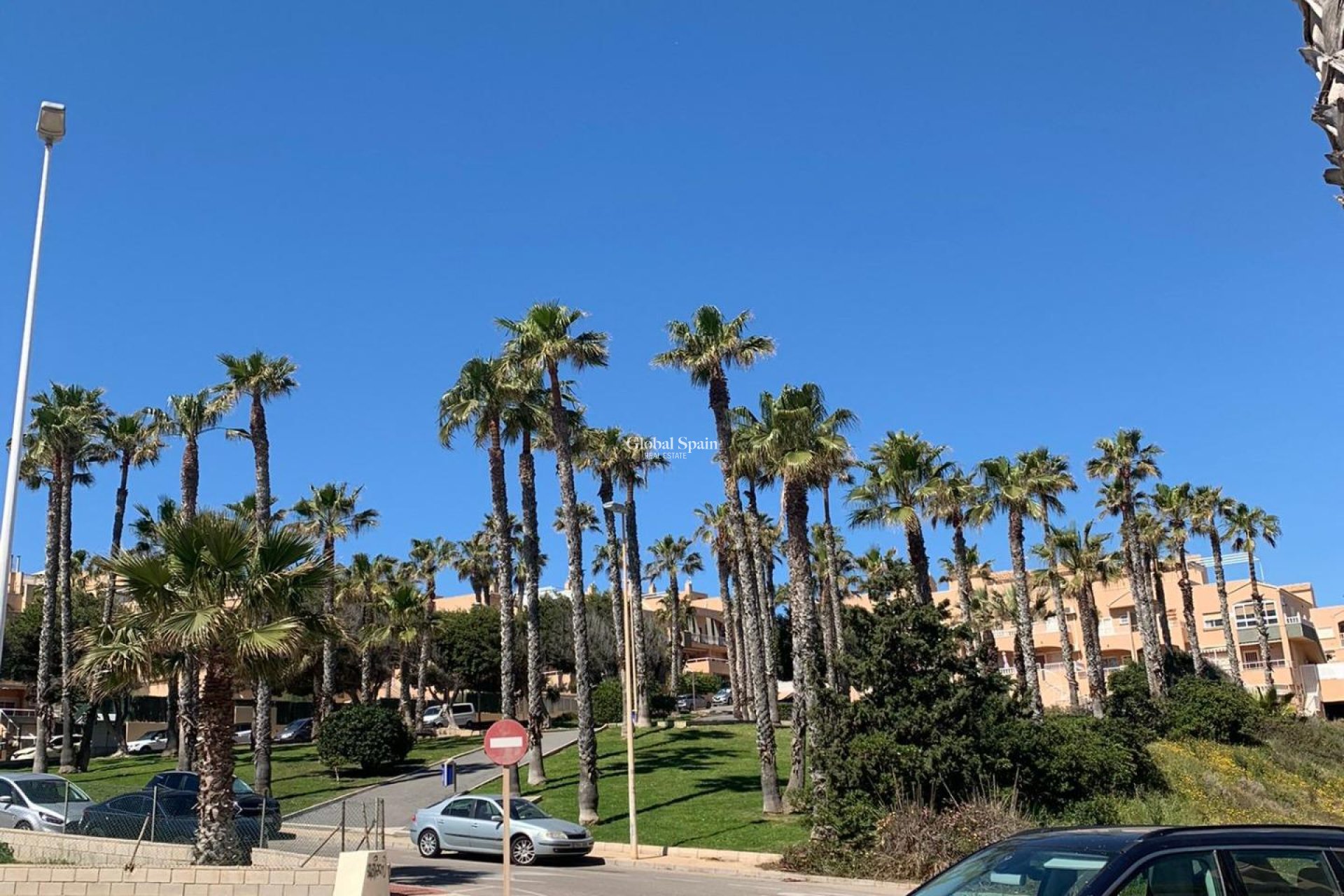 Wiederverkauf - WOHNUNG -
TORREVIEJA - Cabo Cervera