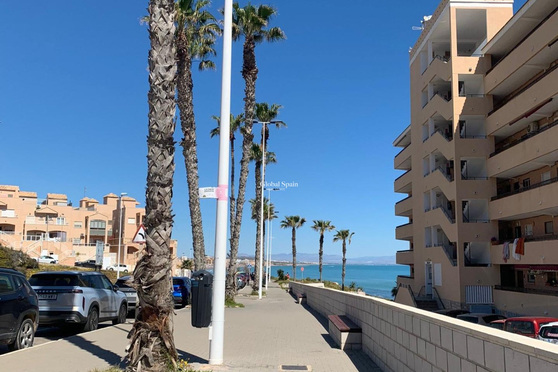 Wiederverkauf - WOHNUNG -
TORREVIEJA - Cabo Cervera