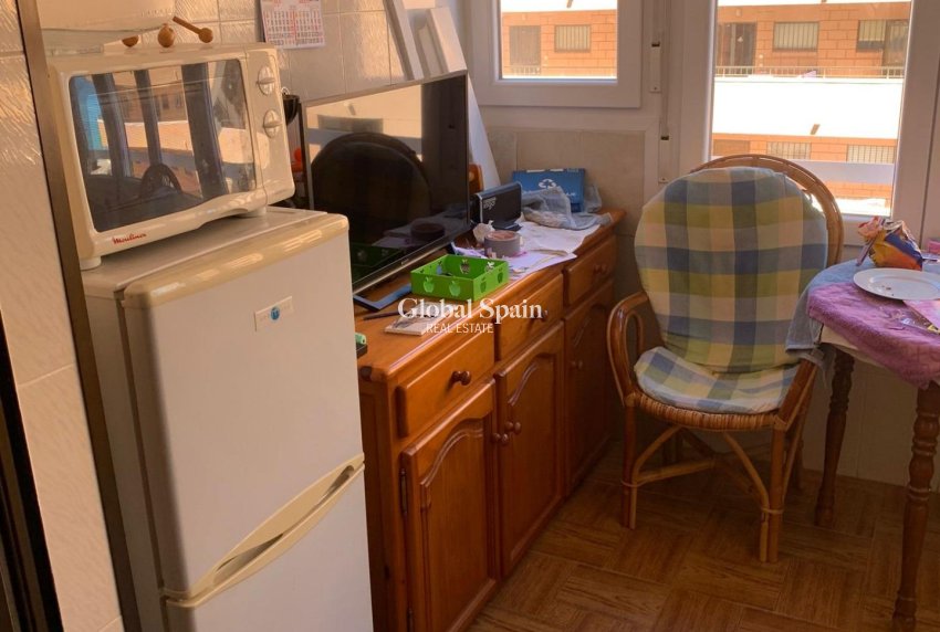 Wiederverkauf - WOHNUNG -
TORREVIEJA - Cabo Cervera