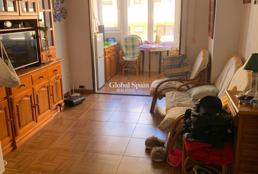 Wiederverkauf - WOHNUNG -
TORREVIEJA - Cabo Cervera