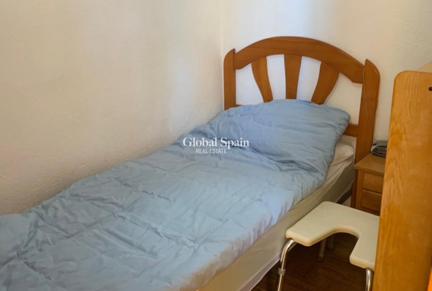 Wiederverkauf - WOHNUNG -
TORREVIEJA - Cabo Cervera