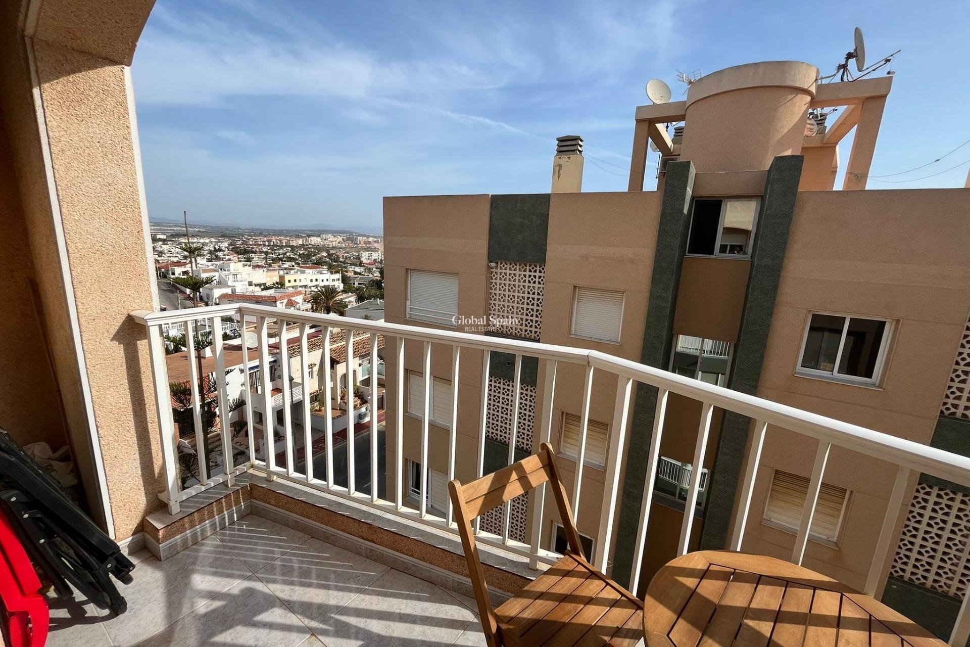 Wiederverkauf - WOHNUNG -
TORREVIEJA - Cabo Cervera