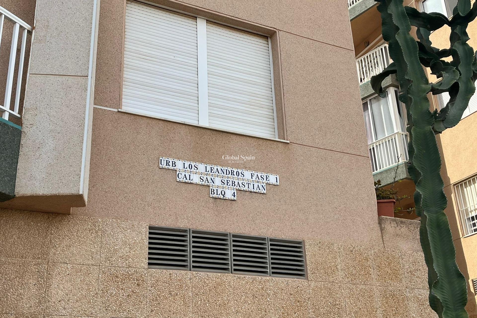 Wiederverkauf - WOHNUNG -
TORREVIEJA - Cabo Cervera