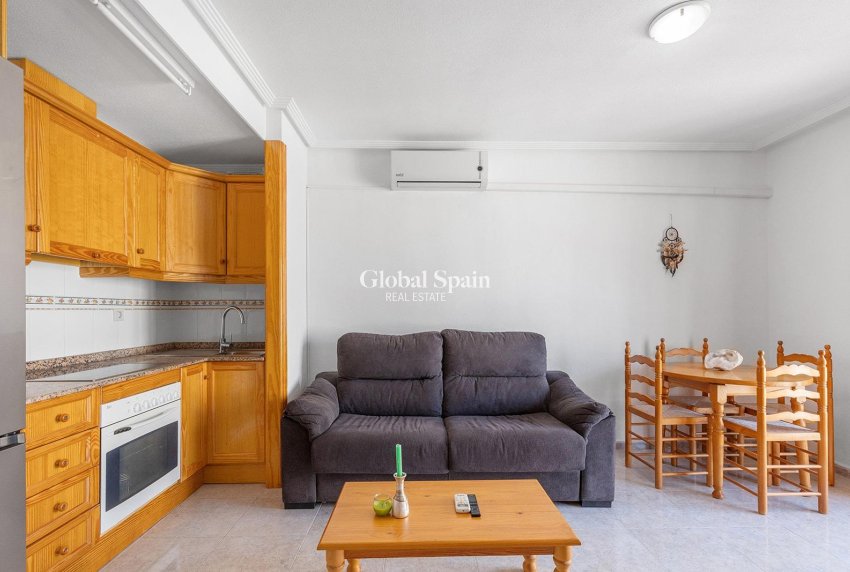 Wiederverkauf - WOHNUNG -
TORREVIEJA - Cabo Cervera