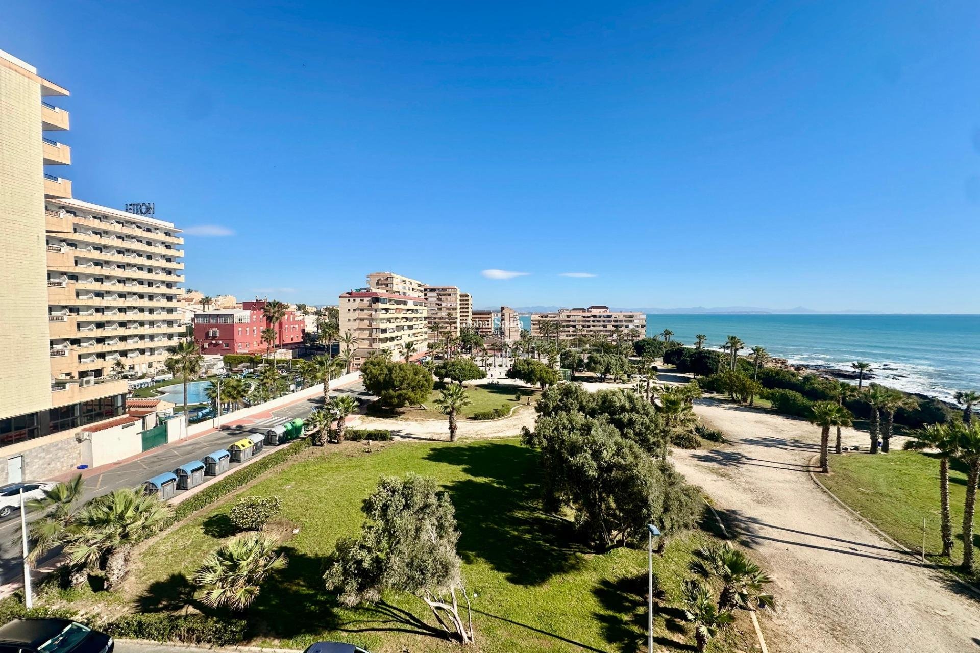 Wiederverkauf - WOHNUNG -
TORREVIEJA - Cabo Cervera