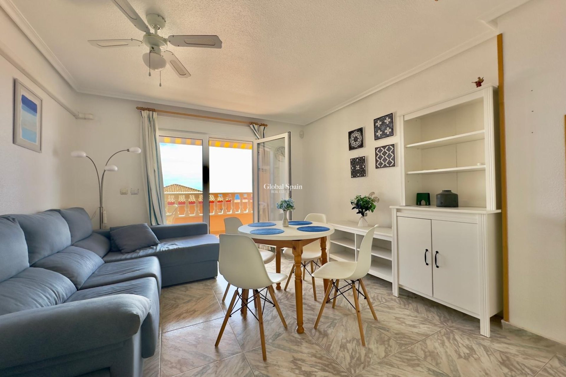 Wiederverkauf - WOHNUNG -
TORREVIEJA - Cabo Cervera