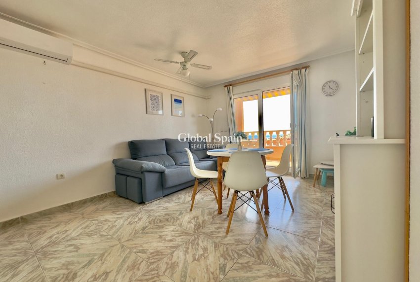 Wiederverkauf - WOHNUNG -
TORREVIEJA - Cabo Cervera