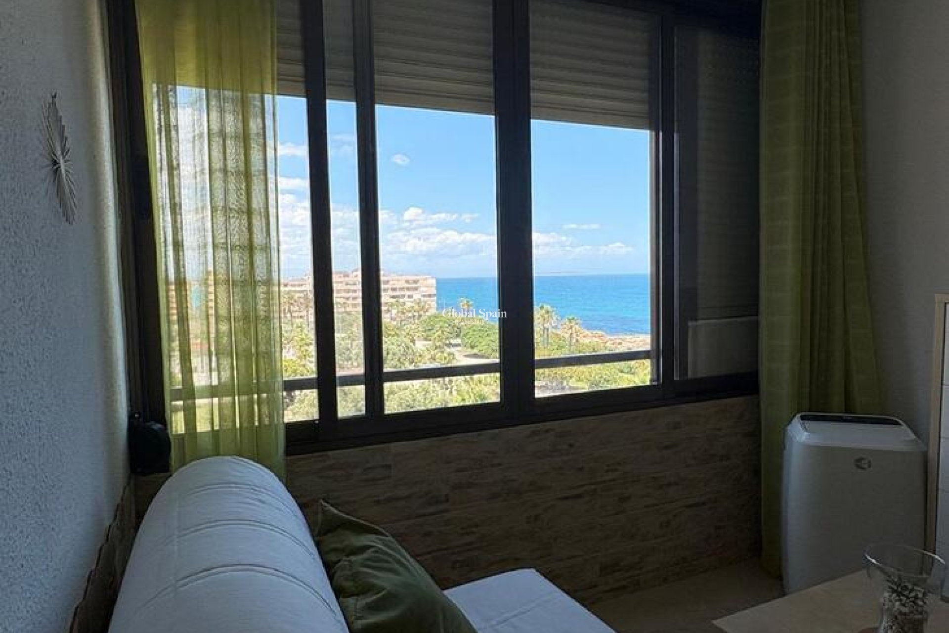 Wiederverkauf - WOHNUNG -
TORREVIEJA - Cabo Cervera