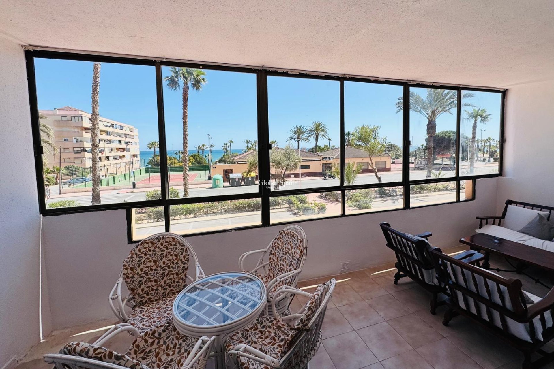 Wiederverkauf - WOHNUNG -
TORREVIEJA - Cabo Cervera