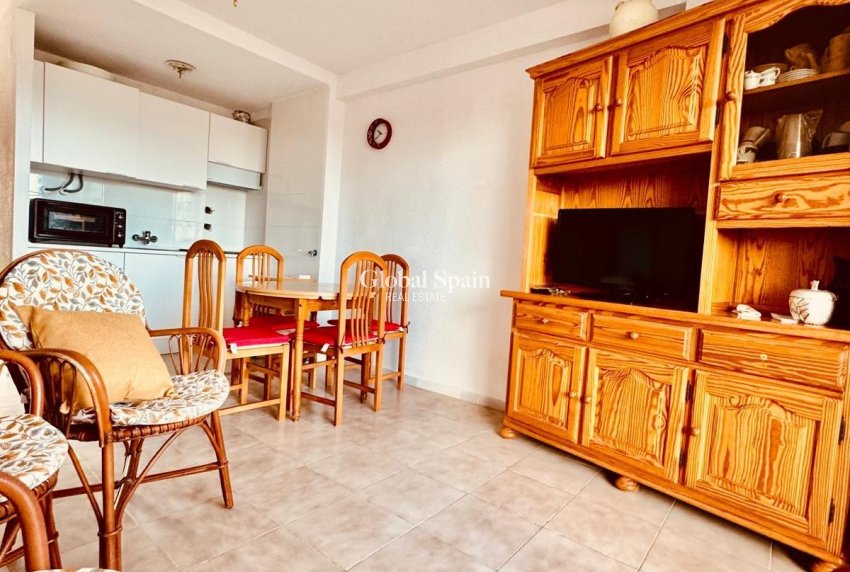 Wiederverkauf - WOHNUNG -
TORREVIEJA - Cabo Cervera