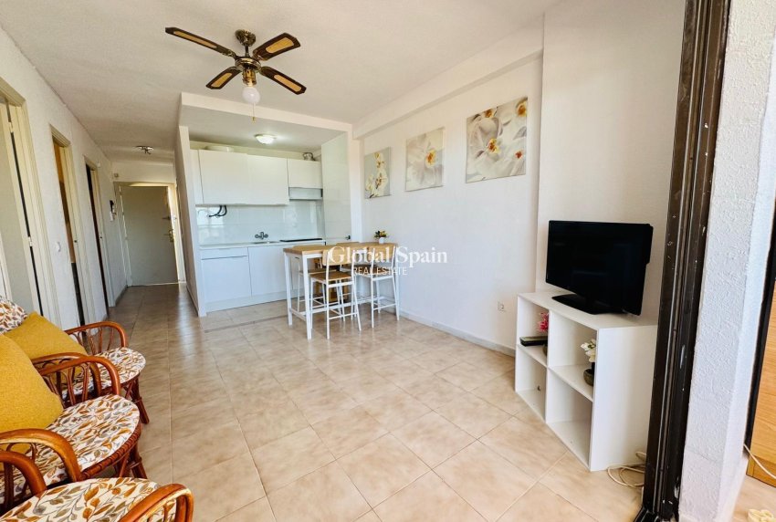 Wiederverkauf - WOHNUNG -
TORREVIEJA - Cabo Cervera