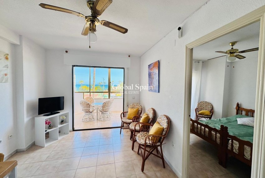 Wiederverkauf - WOHNUNG -
TORREVIEJA - Cabo Cervera